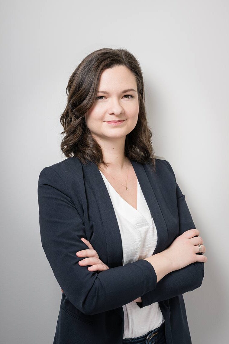 Sie sehen die Gynäkologin Dr. Sanja Hörschläger Kresic im Frauenzentrum Marienhof Linz